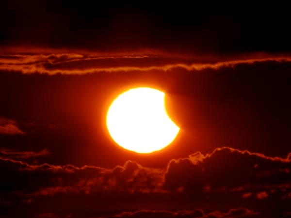 Eclissi-di-sole-a-mezzanotte